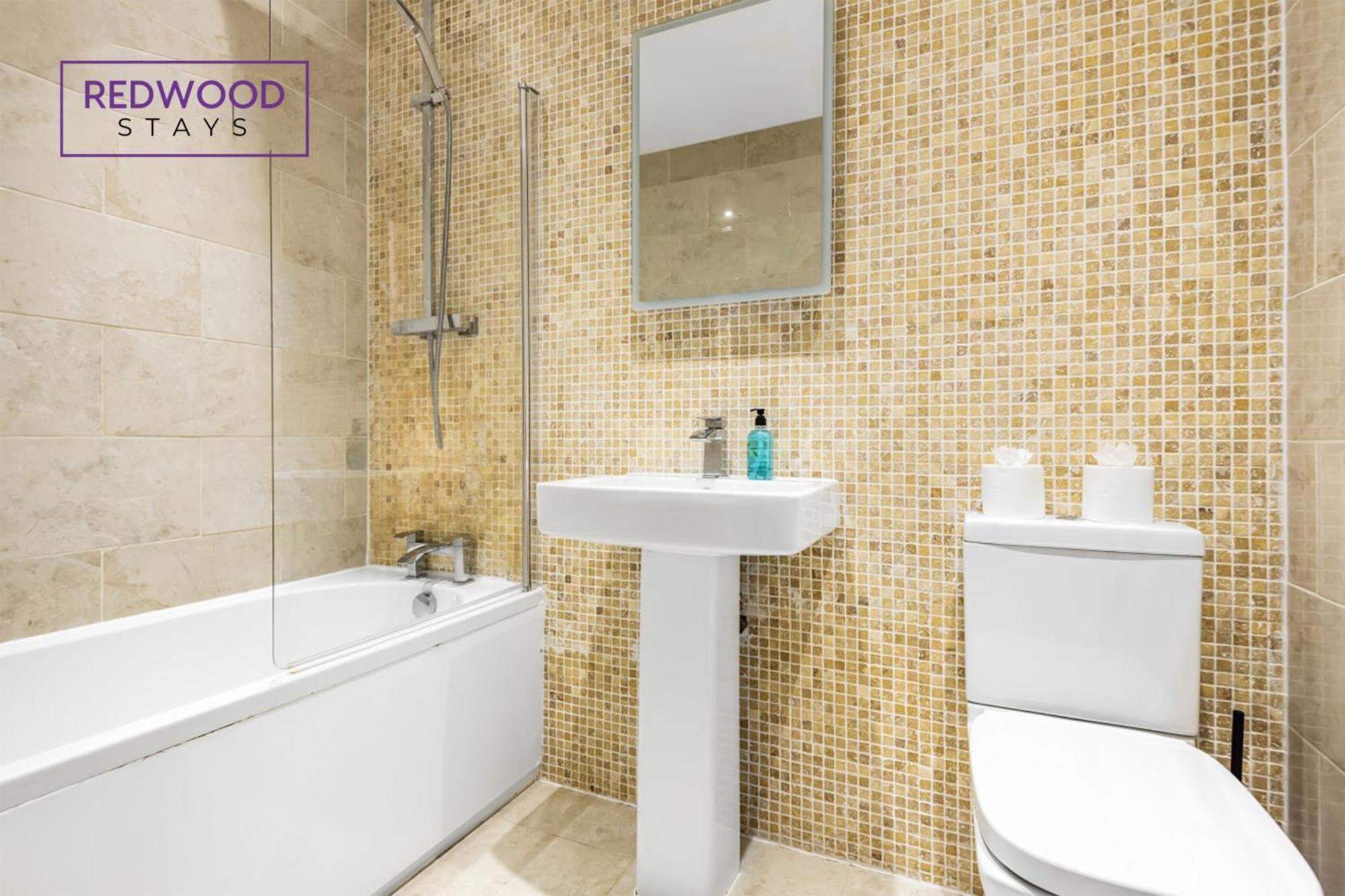 1 Bed 1 Bath Town Center Apartments For Corporates & Contractors, Wifi, Netflix And Parking On Selected Units By Redwood Stays Aldershot Ngoại thất bức ảnh