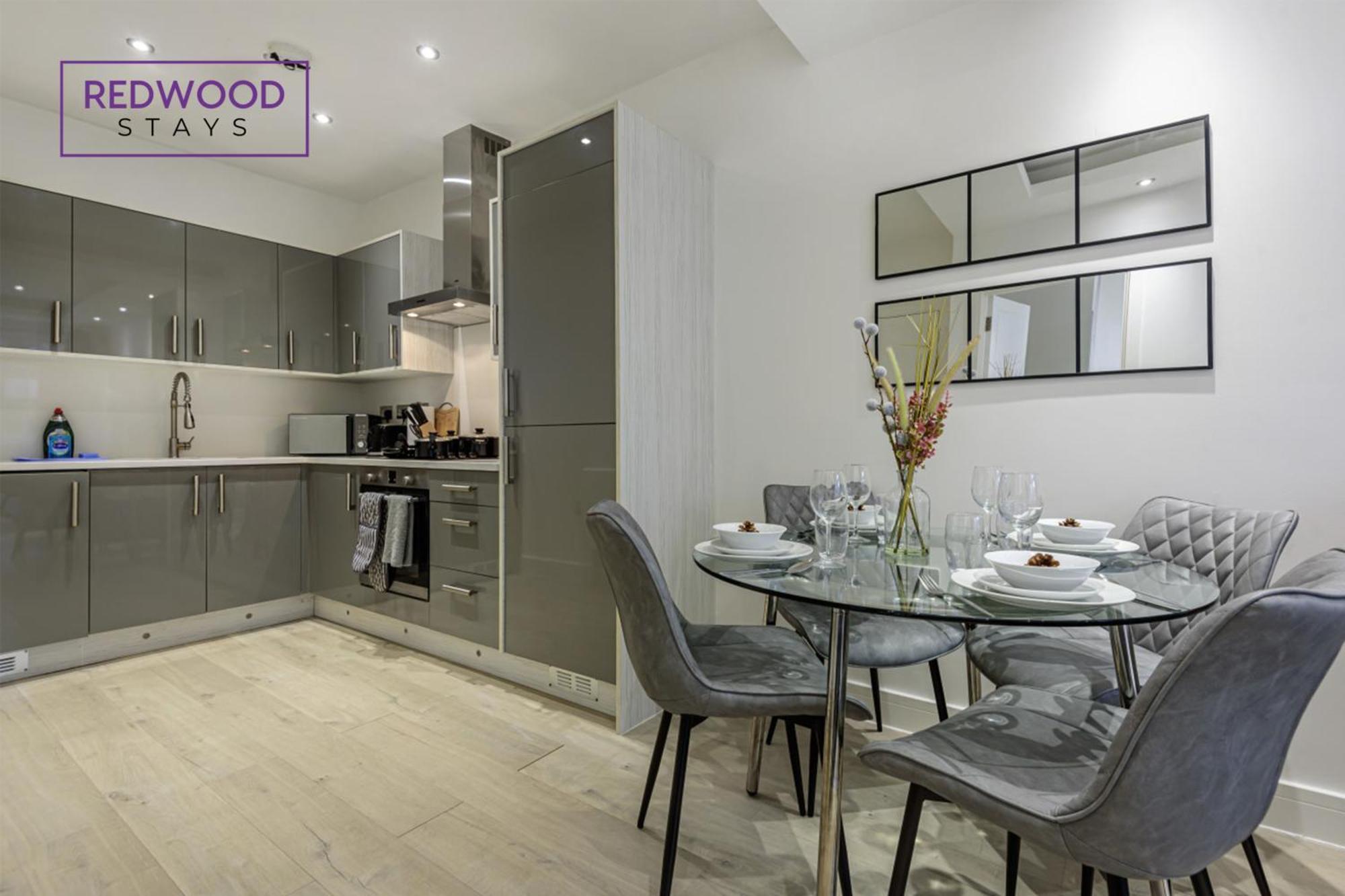 1 Bed 1 Bath Town Center Apartments For Corporates & Contractors, Wifi, Netflix And Parking On Selected Units By Redwood Stays Aldershot Ngoại thất bức ảnh