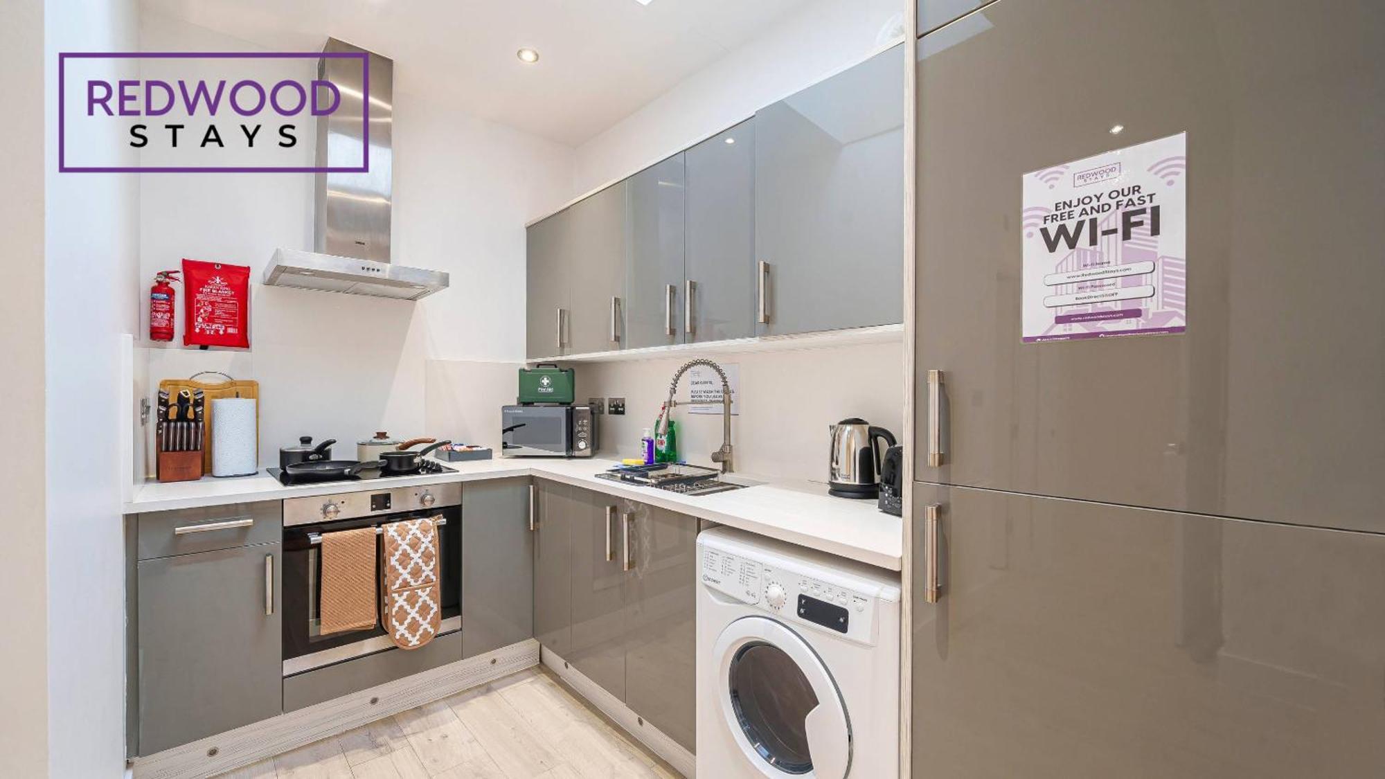 1 Bed 1 Bath Town Center Apartments For Corporates & Contractors, Wifi, Netflix And Parking On Selected Units By Redwood Stays Aldershot Ngoại thất bức ảnh