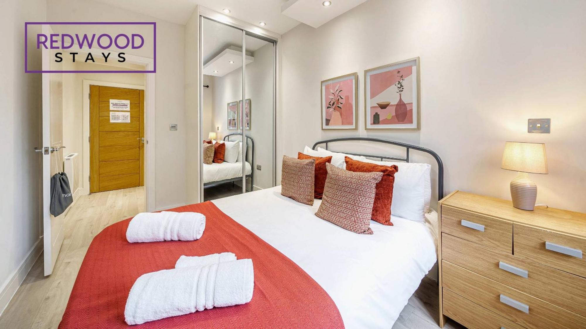 1 Bed 1 Bath Town Center Apartments For Corporates & Contractors, Wifi, Netflix And Parking On Selected Units By Redwood Stays Aldershot Ngoại thất bức ảnh